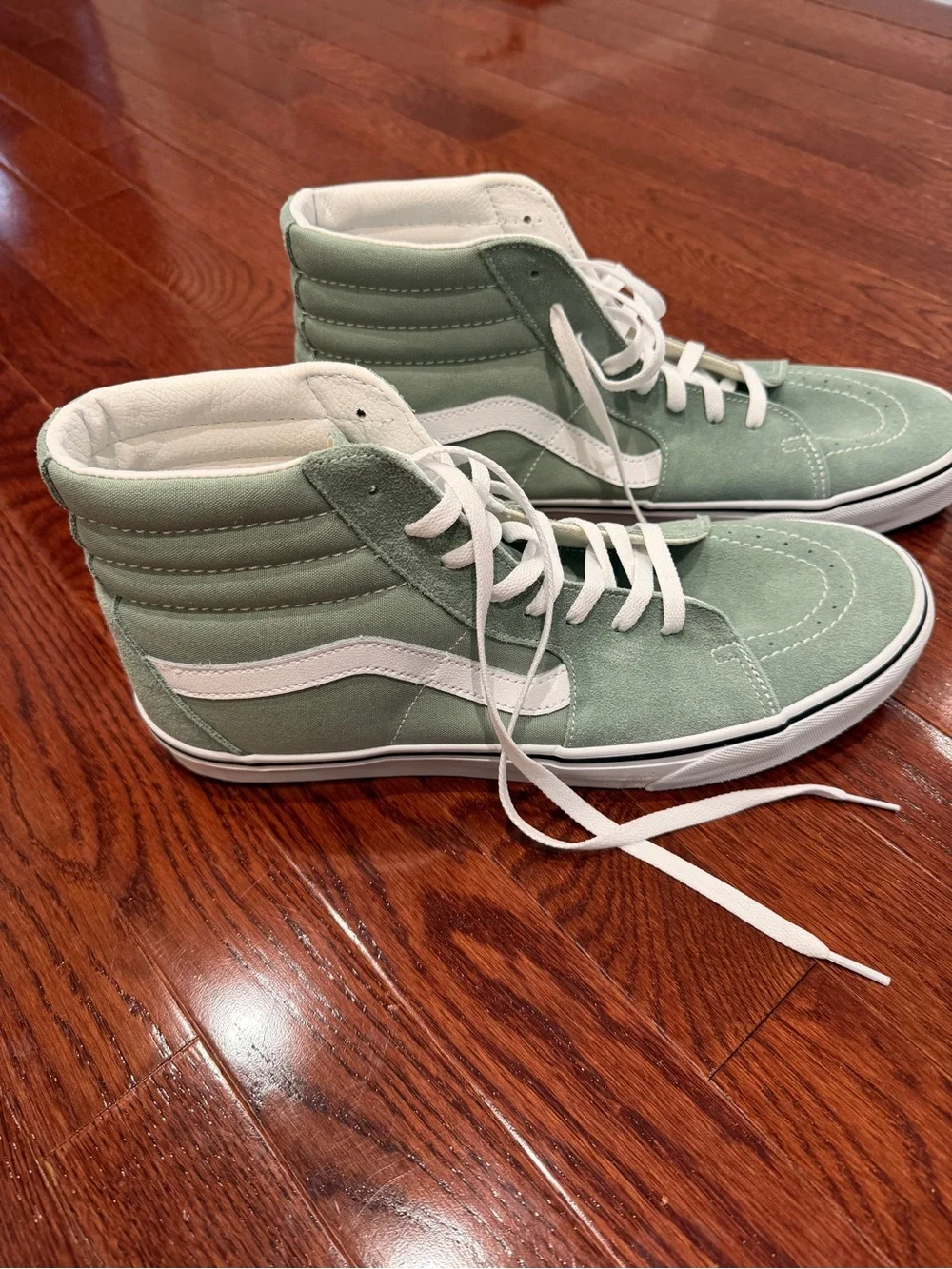 Vans Sk8-Hi High Top Sneakers in Sage Green with White Stripe (New - never worn)